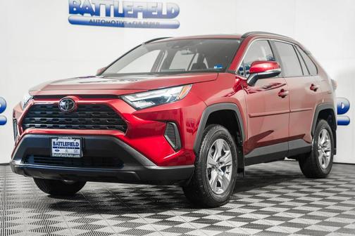 2024 Toyota RAV4 XLE