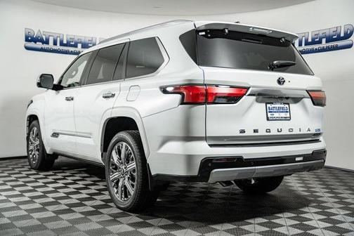 2025 Toyota Sequoia Base