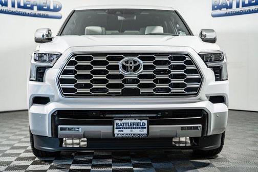 2025 Toyota Sequoia Base
