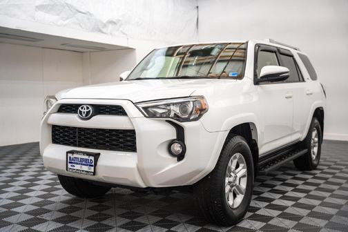 Super White 2018 Toyota 4Runner SR5 Premium