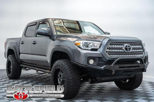 Cement 2017 Toyota Tacoma TRD Off Road