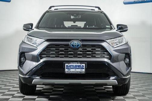 2019 Toyota RAV4 Hybrid SE