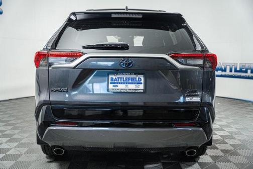 2019 Toyota RAV4 Hybrid SE