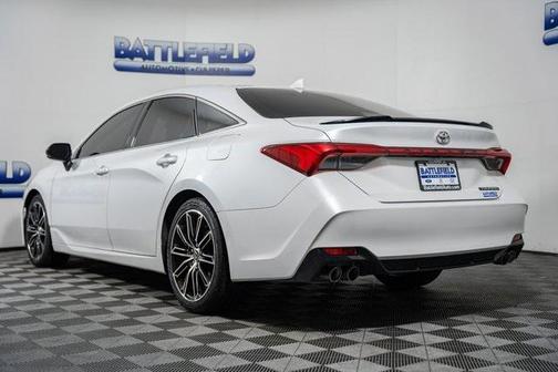2019 Toyota Avalon Touring