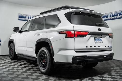 2025 Toyota Sequoia Base