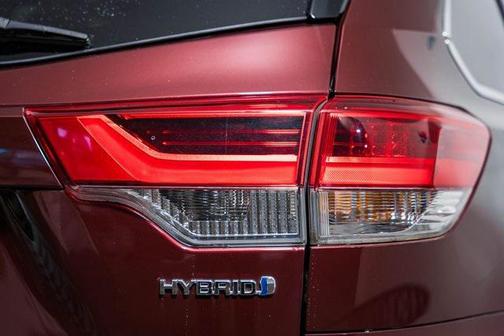 2017 Toyota Highlander Hybrid Platinum