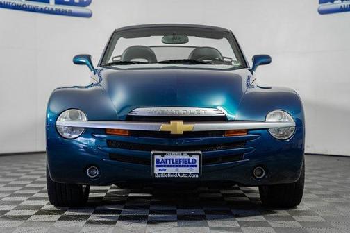 2005 Chevrolet SSR Base