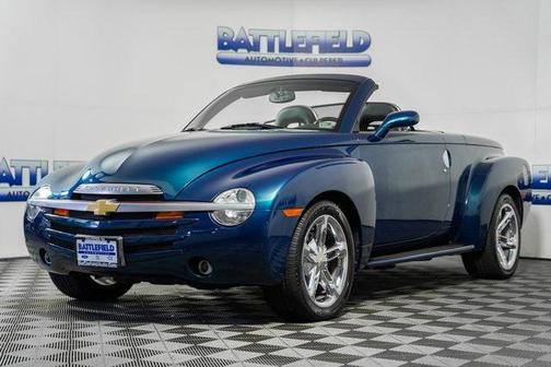 2005 Chevrolet SSR Base