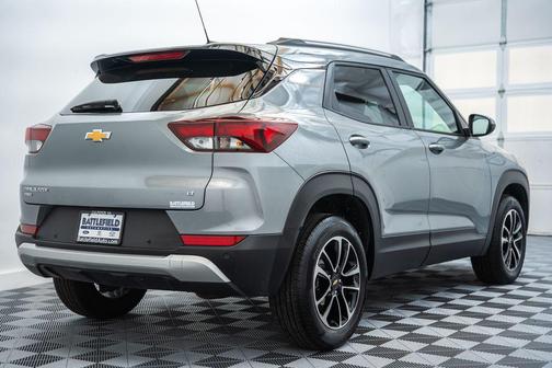 Sterling Gray Metallic 2025 Chevrolet Trailblazer LT