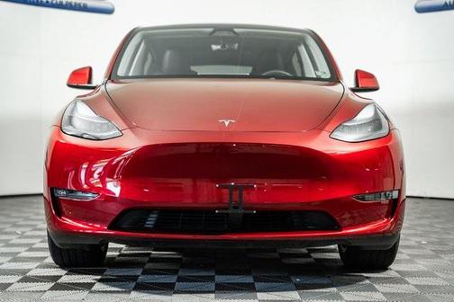 2024 Tesla Model Y Long Range Dual Motor All-Wheel Drive