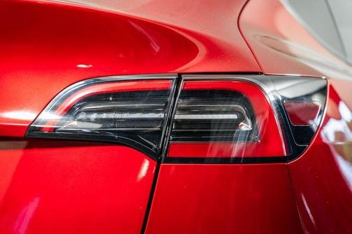 2024 Tesla Model Y Long Range Dual Motor All-Wheel Drive