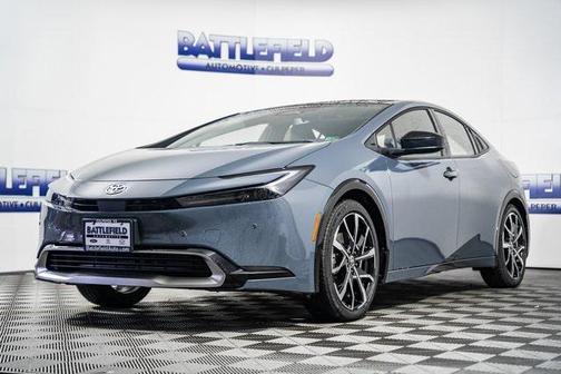 2025 Toyota Prius L