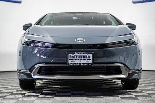 2025 Toyota Prius L