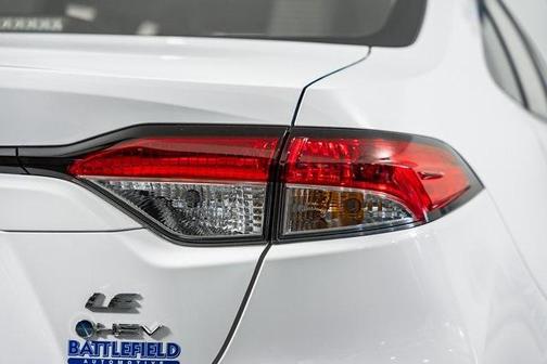 2025 Toyota Corolla Hybrid LE