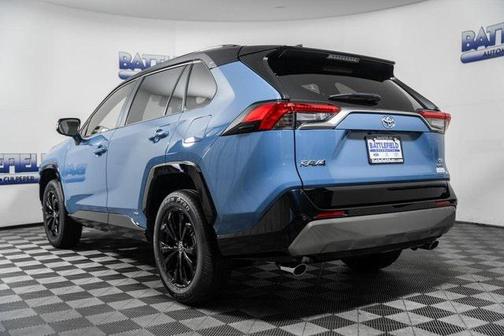 2025 Toyota RAV4 Hybrid SE