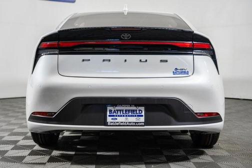 2024 Toyota Prius LE