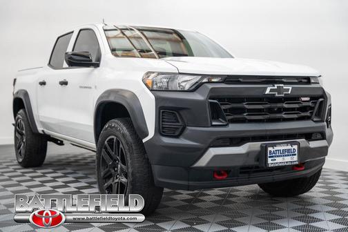 Summit White 2023 Chevrolet Colorado Trail Boss