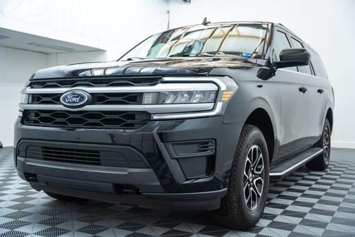 Agate Black Metallic 2022 Ford Expedition Max XLT