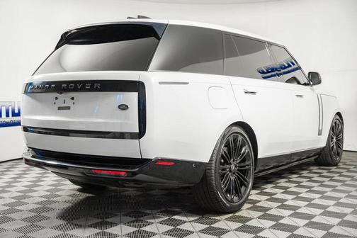 2023 Land Rover Range Rover Autobiography