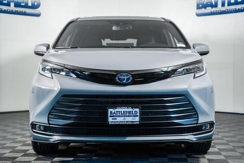 2025 Toyota Sienna