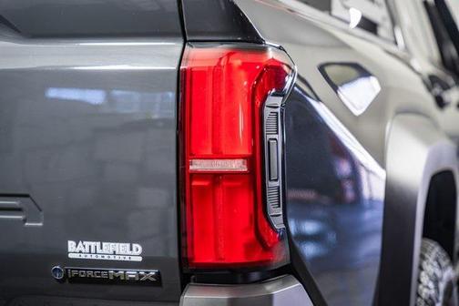 2025 Toyota Tacoma Hybrid Trailhunter