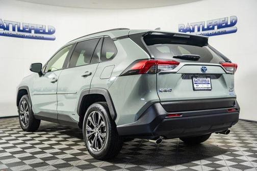 2022 Toyota RAV4 Hybrid XLE Premium
