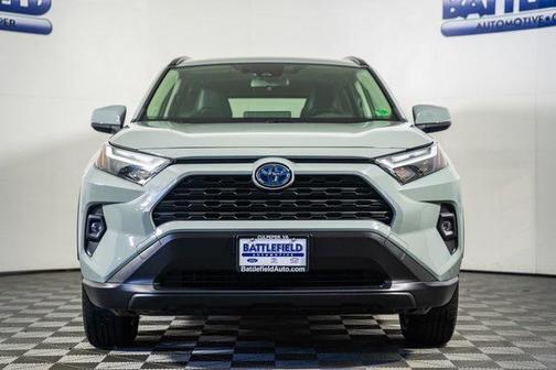 2022 Toyota RAV4 Hybrid XLE Premium