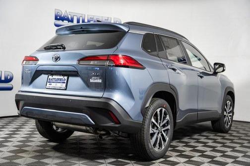 2025 Toyota Corolla Cross XLE