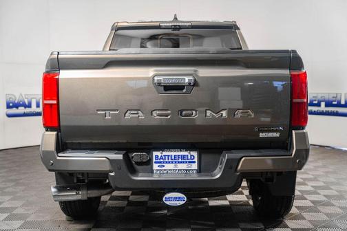 06x1 2026 Toyota Tacoma Hybrid Limited