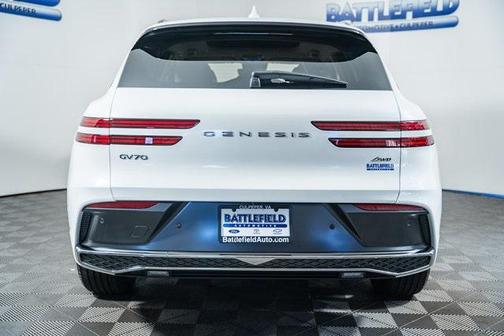 2026 Genesis GV70 2.5T Advanced