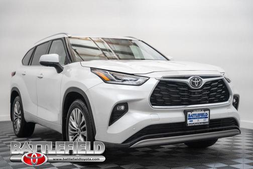 Wind Chill Pearl 2024 Toyota Highlander Platinum