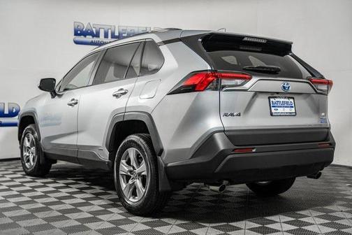 2022 Toyota RAV4 Hybrid LE