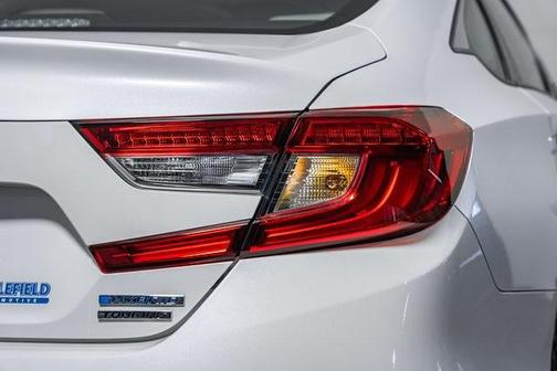 2022 Honda Accord Hybrid Touring