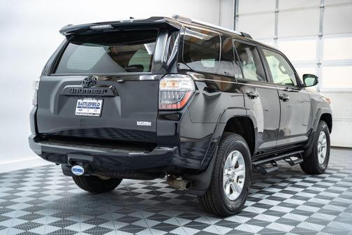 Midnight Black Metallic 2020 Toyota 4Runner SR5