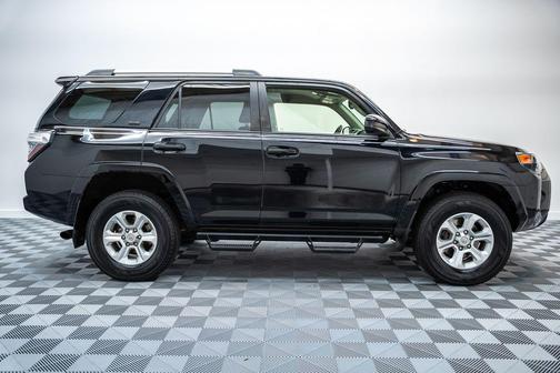 Midnight Black Metallic 2020 Toyota 4Runner SR5
