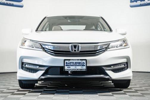 2017 Honda Accord EX-L w/Navigation & Honda Sensing