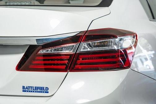 2017 Honda Accord EX-L w/Navigation & Honda Sensing