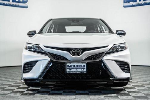 Wind Chill Pearl/Midnight Black Metallic 2022 Toyota Camry TRD