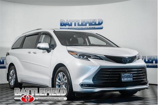 2024 Toyota Sienna Platinum 7 Passenger