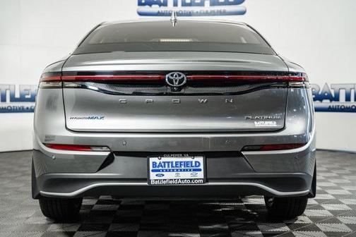2023 Toyota Crown Platinum