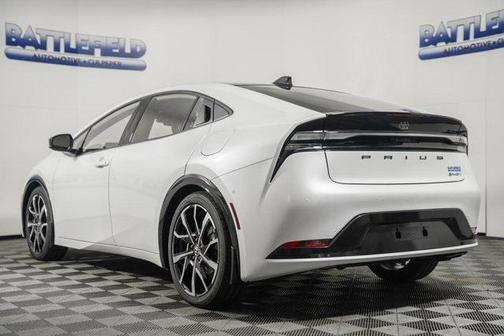 2026 Toyota Prius Plug-In Hybrid 