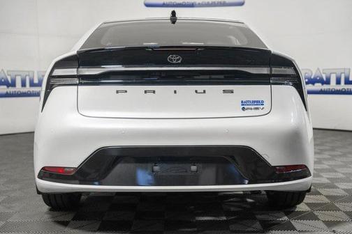 2026 Toyota Prius Plug-In Hybrid 