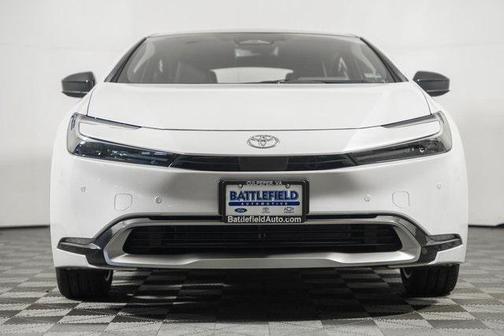 2026 Toyota Prius Plug-In Hybrid 