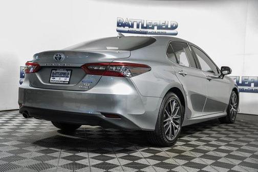 2023 Toyota Camry Hybrid XLE