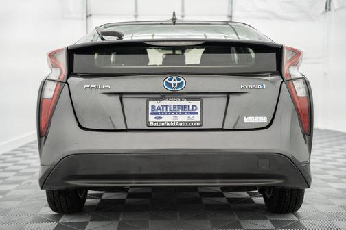 2016 Toyota Prius Four Touring
