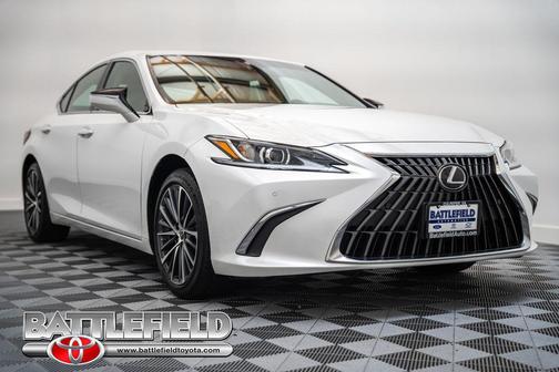 Eminent White Pearl 2023 Lexus ES 300h Base