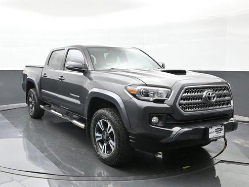 2016 Toyota Tacoma TRD Sport