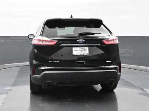 2019 Ford Edge SE