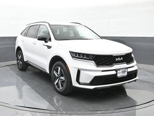 2022 Kia Sorento S