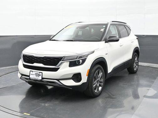 2022 Kia Seltos S